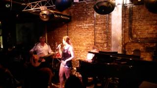Sabrina Artaza canta Cuenta Conmigo, junto a Roberto Antier y Pablo Novak