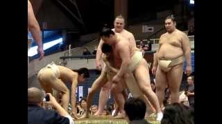 白鵬のチビッコ相撲！2013年4月6日 大相撲藤沢場所