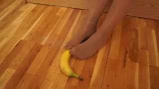 Foot fetish, 3 shoes and banana play