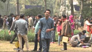 Bangladesh professors stage walkout over low pay