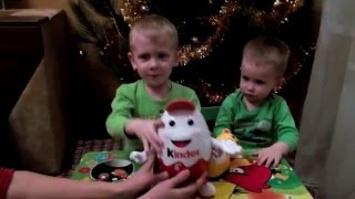 Братишки Шалунишки распаковка шоколадное яйцо сюрприз игрушки и новогодний набор с конфетами