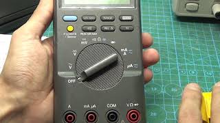 Отличный, но древний мультиметр FLUKE87