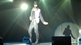 Jason Derulo doing Michael Jackson (Live)