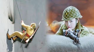 日軍用沙袋堵死城門，為掩護隊友翻墻撤離，國軍女隊長獨自留下迎敵！ ️ 抗日