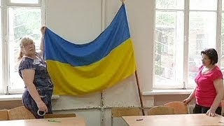 Ukraine prepares for election day as violence continues in the East