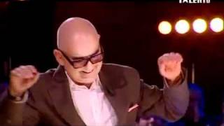 André Martins um comediante diferente no Portugal tem Talento