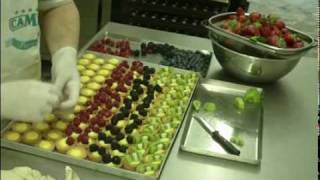 Paste con Frutta Fresca