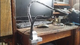 "Третья рука" и 3X светодиодная лупа.