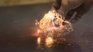 Burning titanium swarf? / Горит ли стружка титана?