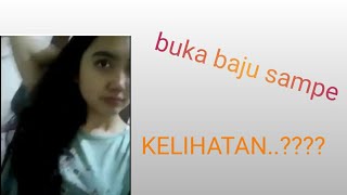 Cewek saNge, buka baju kelihatan