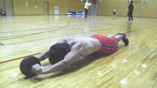 48歳の筋トレ　腹筋ローラー(ab wheel)　連続42回