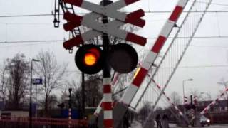 Spoorwegovergang Diemen