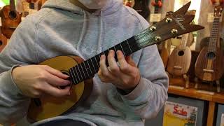 Shimo Ukulele soprano "pineapple special"