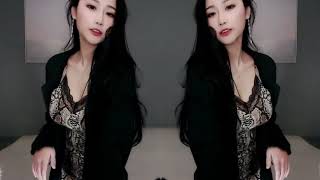 Sexy girl dancing,arabic hot open sexy dance