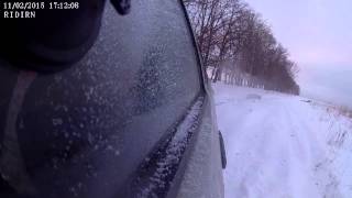 Опасная езда на тюбинге
