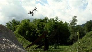 TRAILER DABOOT 2011-YouTube sharing