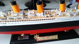 RMS TITANIC MODEL 1:400