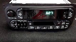 Estéreo Chrysler AM FM Cassette Cirrus Stratus Neon
