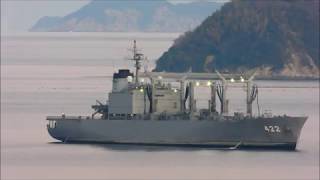 補給艦「とわだ」百貫島付近に停泊　令和元年12月8日