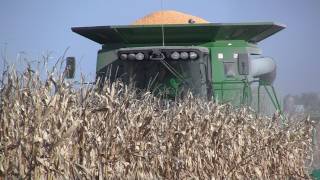 John Deere 9570 STS, Near Lindenwood, Illinois on 10-22-2011