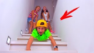 Девчонки ПРОТИВ Камиля! Не ПОДЕЛИЛИ ЕДУ! Для детей kids children