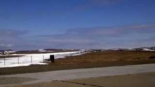 Посадка Boeing 773 TSO и взлет Ан-26 "ЧукотАВИА"