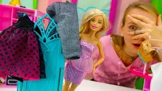 Куклы: Барби и Маша пошли на шопинг. Видео для девочек