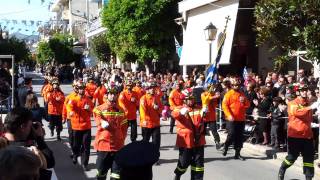 Εθελοντική Ομάδα ΚΟΥΡΟΣ παρέλαση 28ης Οκτωβρίου 2011