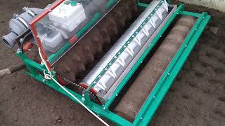 Вакумная сеялка редиса в работе))) Vacuum seeder radish in the work