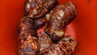 Как коптить мясо в коптильне . Коптим шинку в дома.