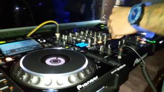 Dj mintz with club zero degree