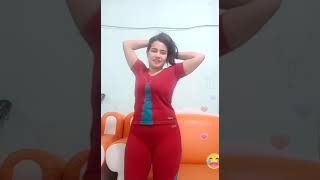 Bigo live,Goyang syantik,memek tembem,uting