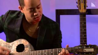 Indiegogo SONG : Simon Sawal - 1 / Klijnsmit musical instruments Hybrid guitar.