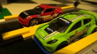 LEGO Drag Race Track for Hot Wheels. Intro and Qualifying Round