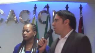 VPD. Pastor del Ecuador terminando de predicar Cali oct 016