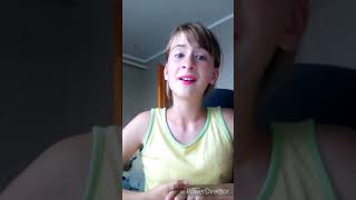 Что делают девушки когда остаются дома одни