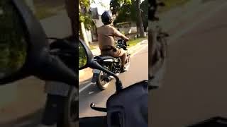 Cops rude behaviour to a common man||slapped||not following traffic rules