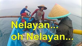 Parah Bener ! Ikan Tangkapan Nelayan Ini Kecil Banget !