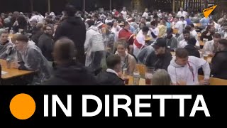 Londra: tifosi si riuniscono per guardare il match Inghilterra-Germania