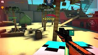 Playing pixel strike 3D in iPad Pro 12.9 inch