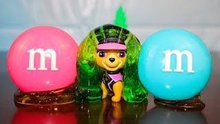 Learn Colors With M&M's Щенячий патруль игрушки Герои в масках мультики для детей Учим цвета