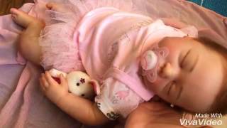 Bebê Reborn Helena - Muito realista e molinha!