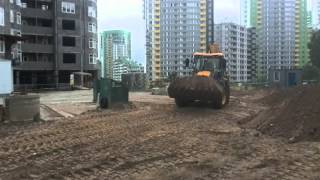 JСB 4cx (планирование участка, перемещение грунта)