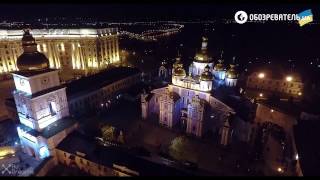 Церкви Києва у Великодню ніч. Відео з повітря.