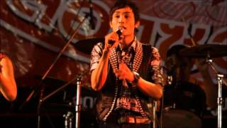 ลำซิ่งอีสาน( northeastern style singer) เล็ก ภูสน ลองซองศิลป์อินคอนเสิร์ต