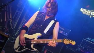 Showtime (Tribute Hard Rock 80) - Back In Black