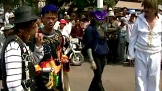 Pa Hee Chhnam 2002-Khmer Comedy Part 4 (THE END)