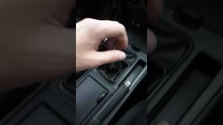 Как снять ручку кпп и кожух на мазда 3