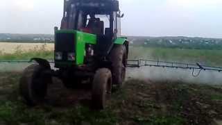 МТЗ 82.1 ,опрыскивание Арбуза от тли / MTZ 82.1,sprinkling of Water-melon from a plant louse