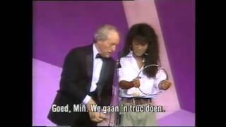 PAUL DANIELS FISM 1988 - LINKING RINGS